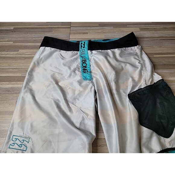 Billabong Board Shorts Mens 38‎ Multicolor Hawaiian Beach Print 11" Inseam - Picture 11 of 13
